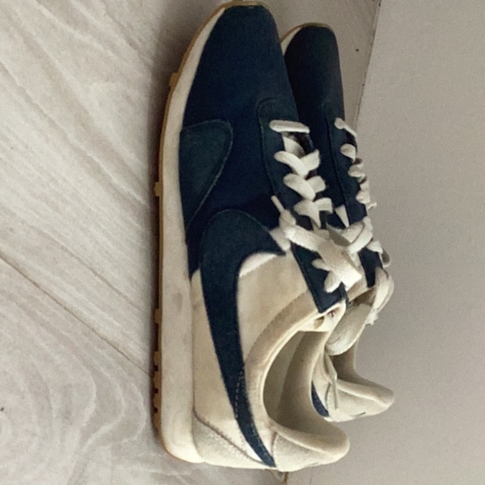 Womens vintage Nike sneakers